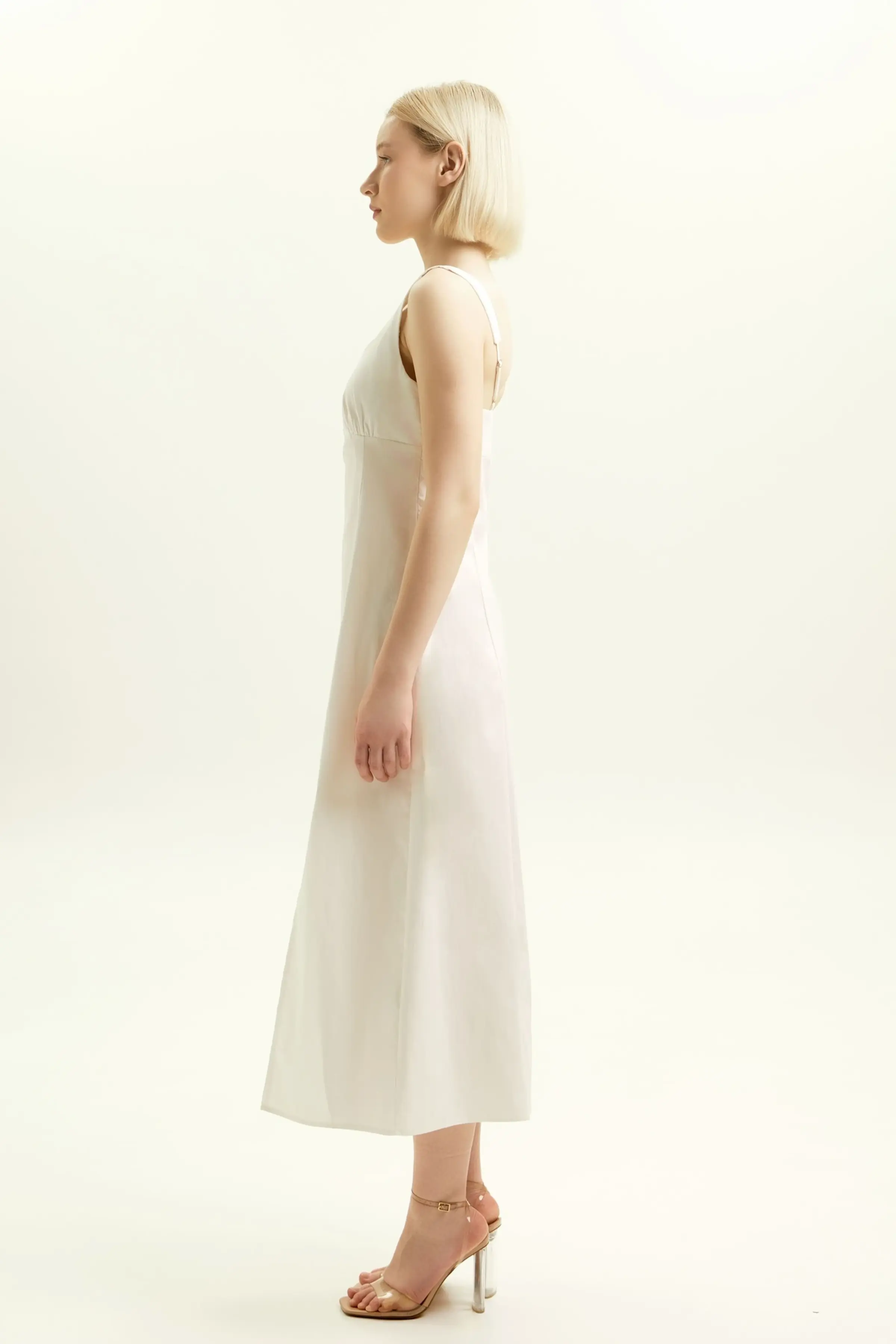 Сарафан белый для женщин 45277-4 48