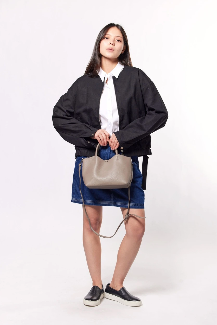 Ветровка черный для женщин 44301-1 72