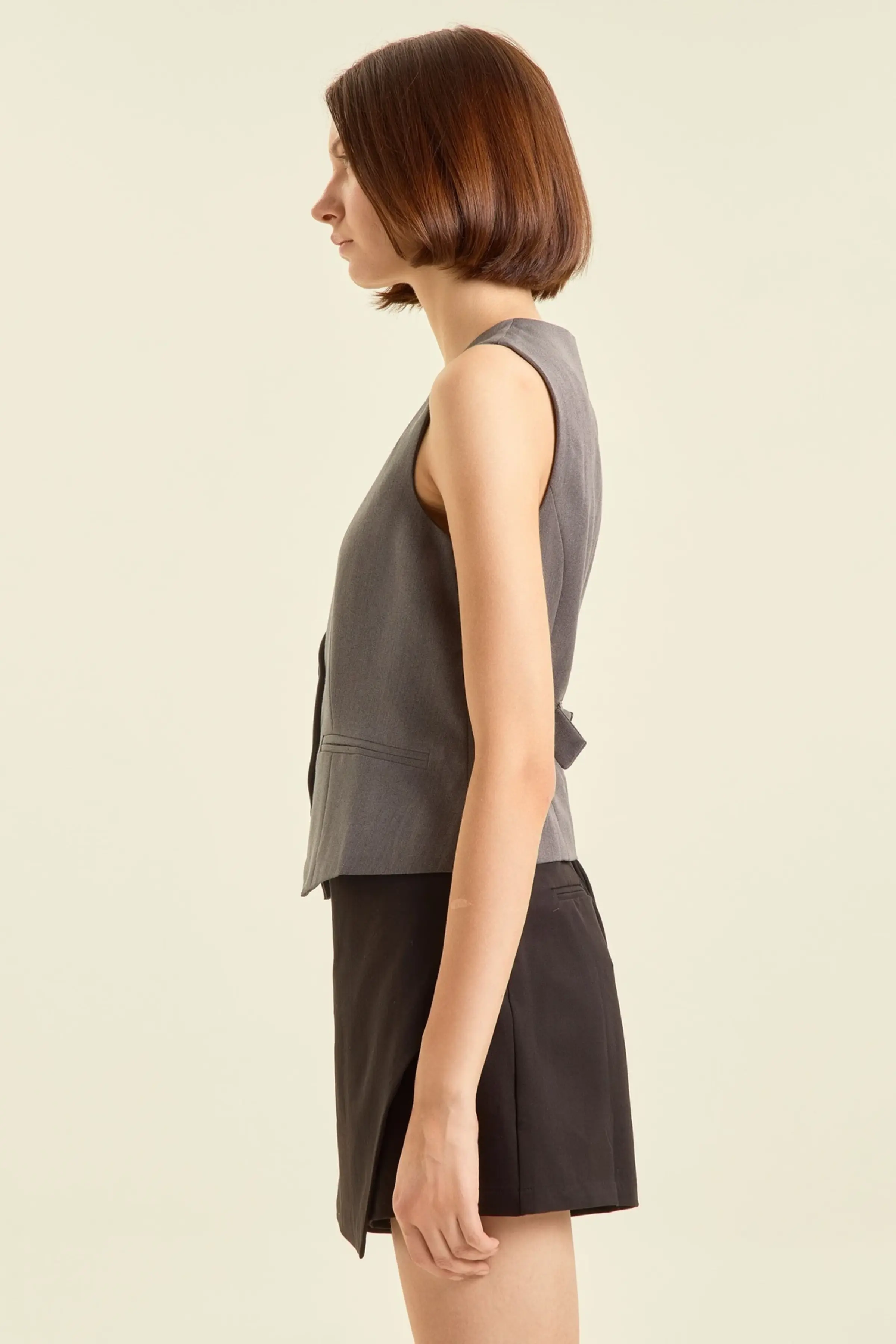 Жилетка темно-серый для женщин 47237-12 68