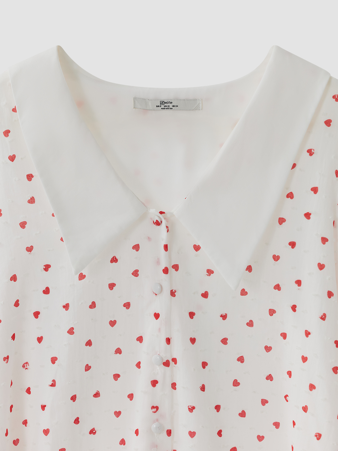 Блузка белый в принт сердечко для женщин 48261-299 28