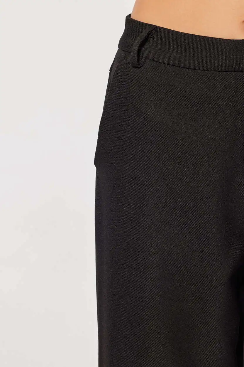 Брюки черный для женщин 44203-1 71