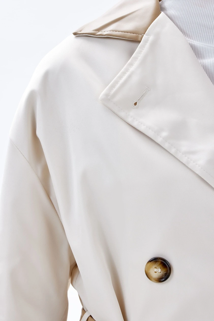 Плащ бежевый для женщин 353/521/38278-15 49