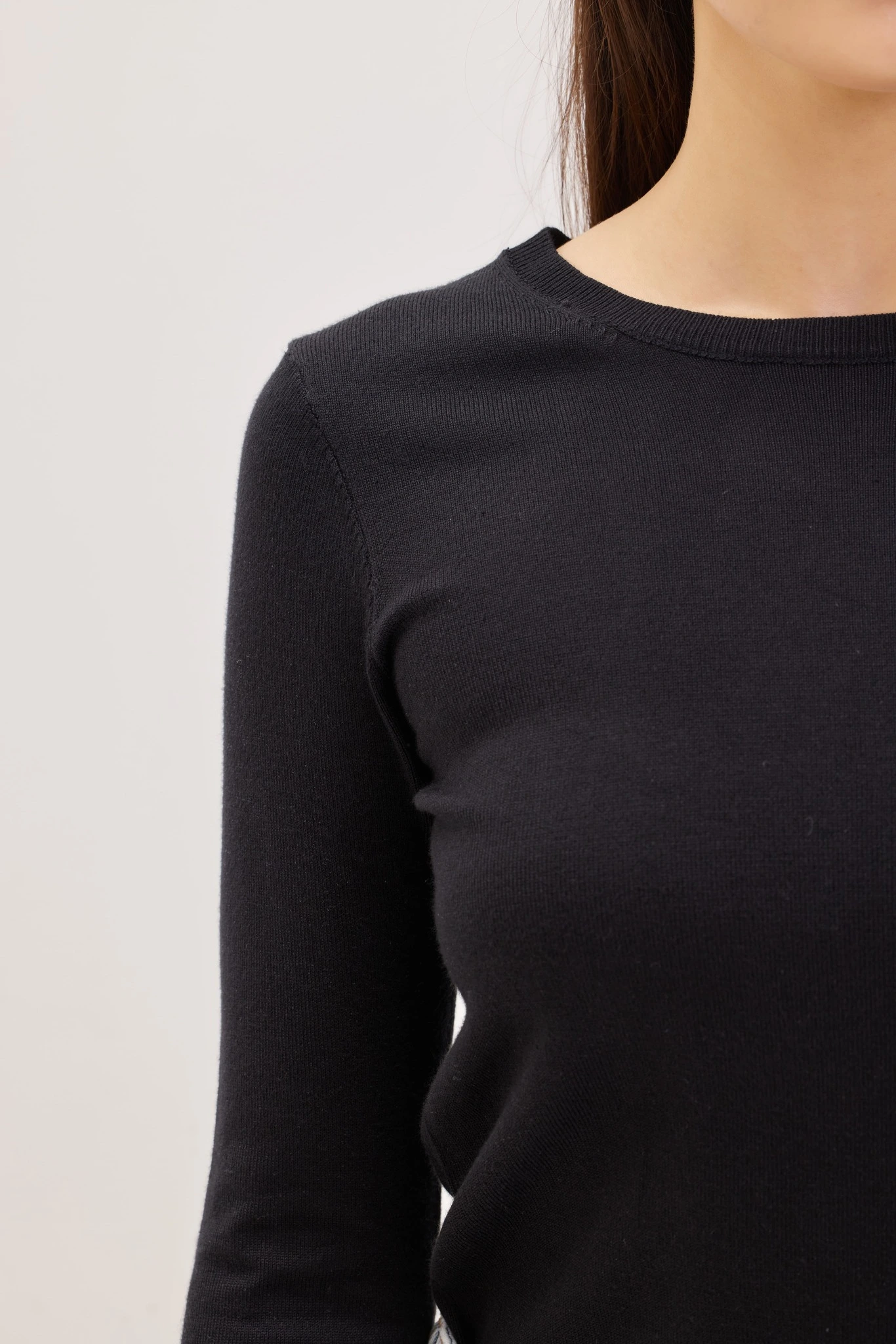 Джемпер черный для женщин 42258-1 60