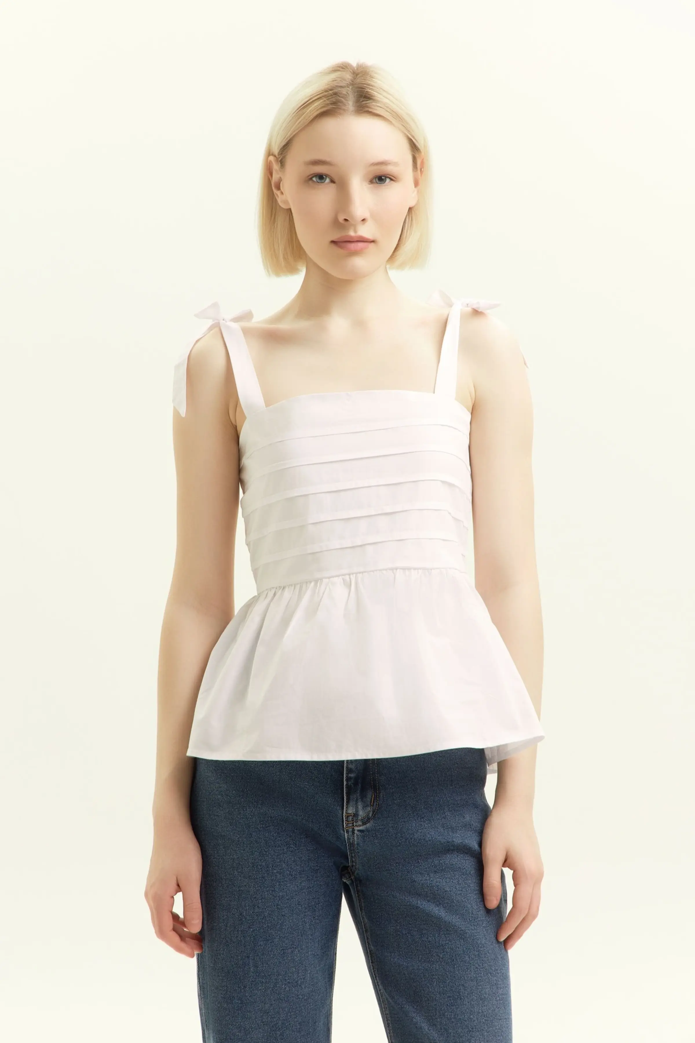 Топ белый для женщин 45144-4 46