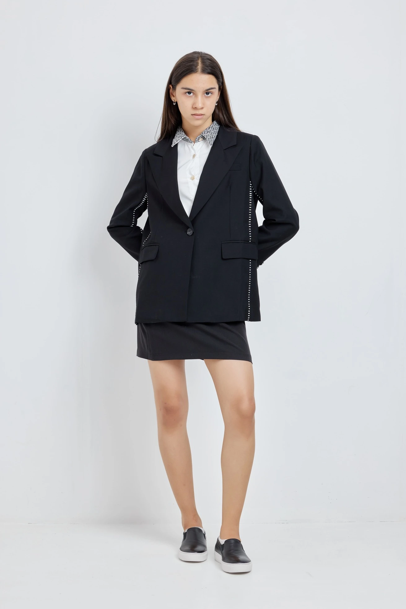 Жакет черный для женщин 42220-1 64