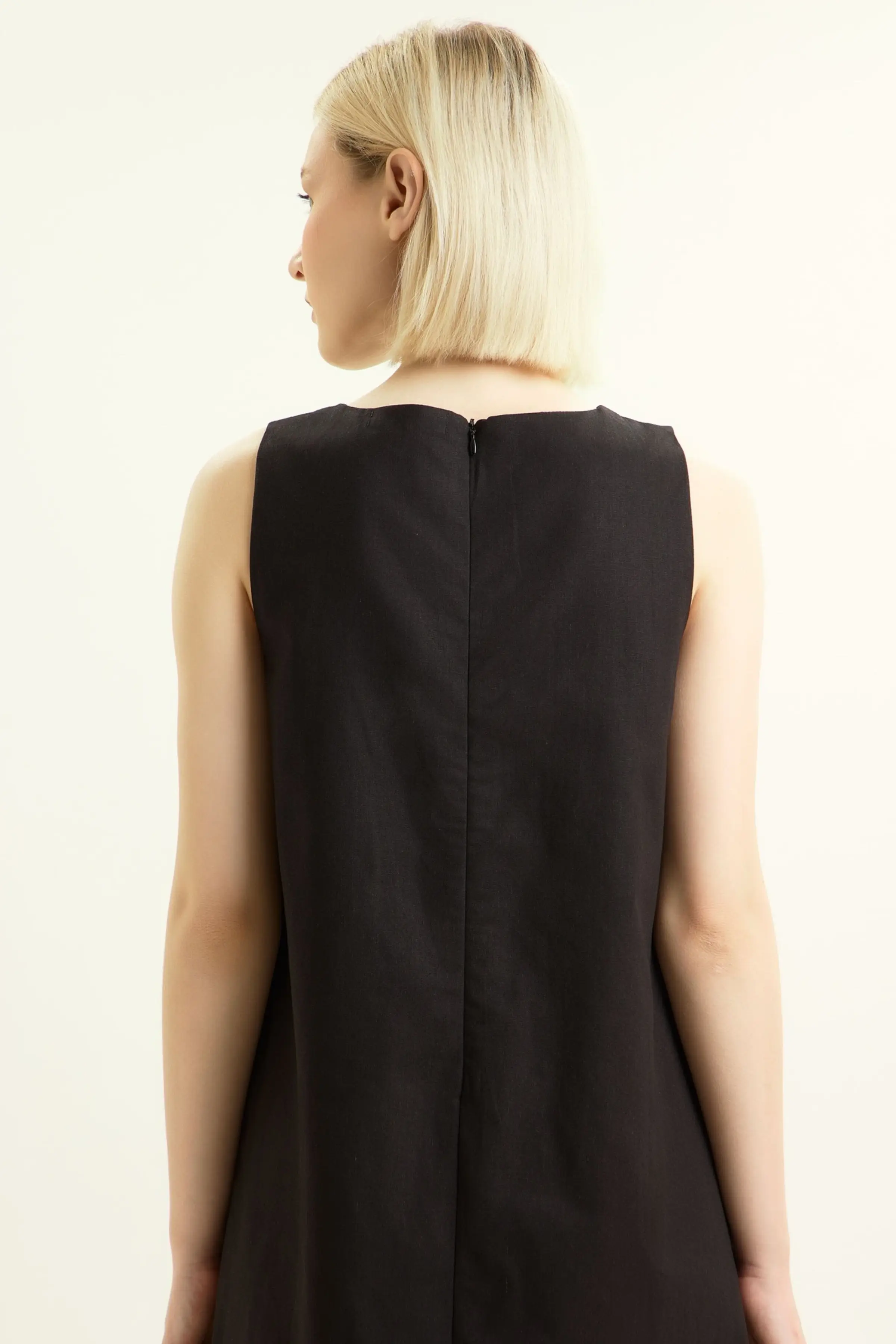 Сарафан черный для женщин 45287-1 48