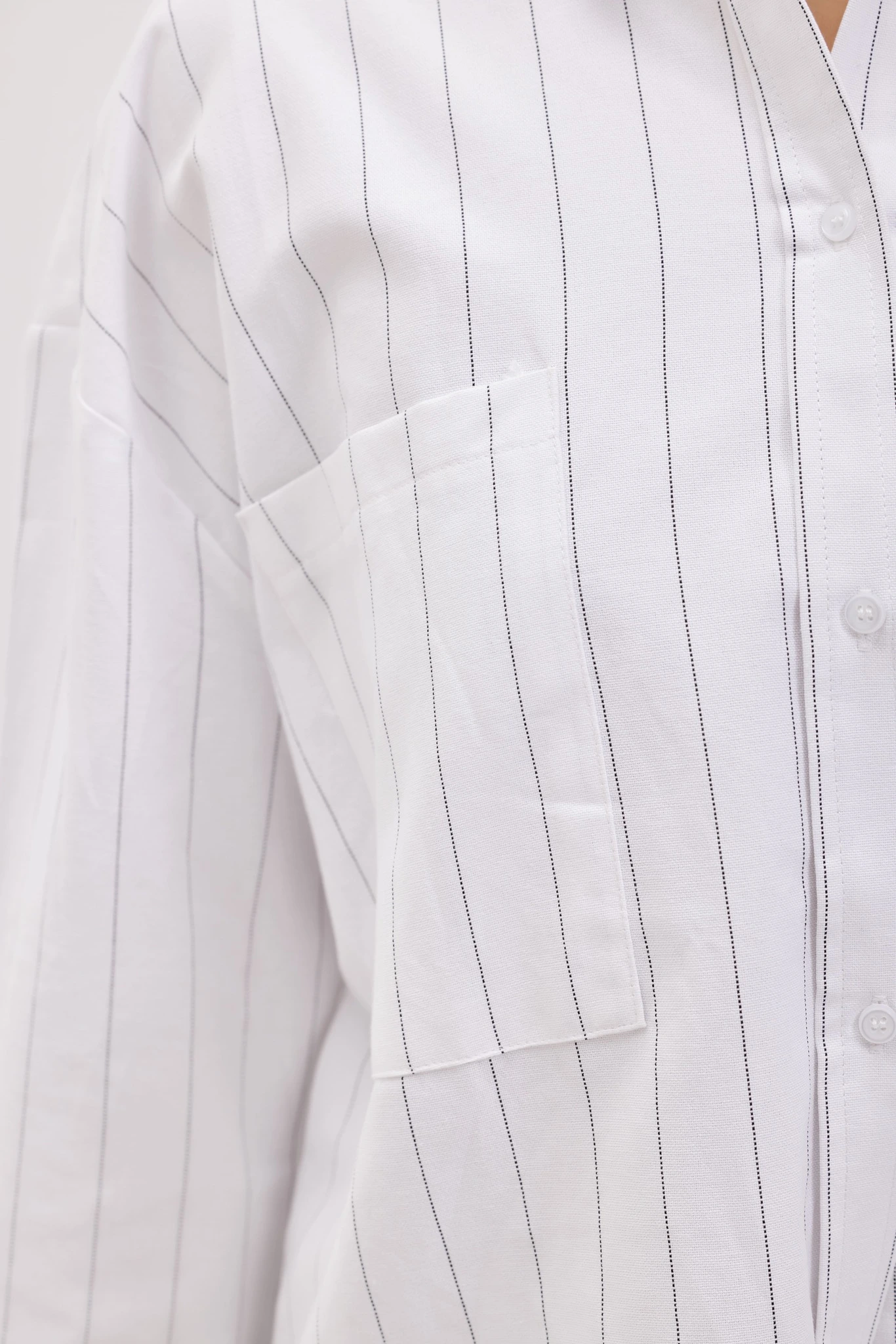 Рубашка бело-черная полоска для женщин 42248-46 66