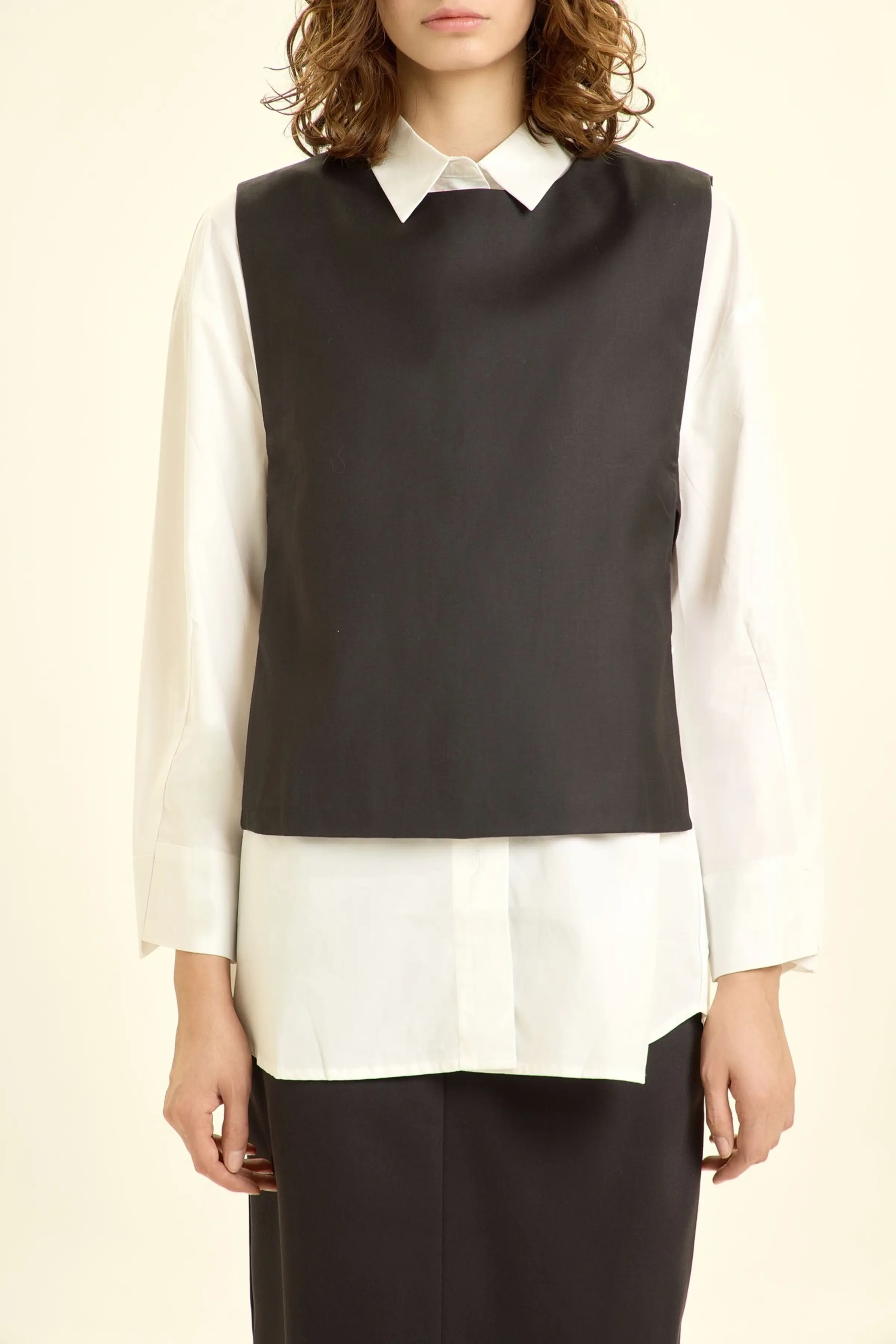 Жилетка черный для женщин 46144-1 68