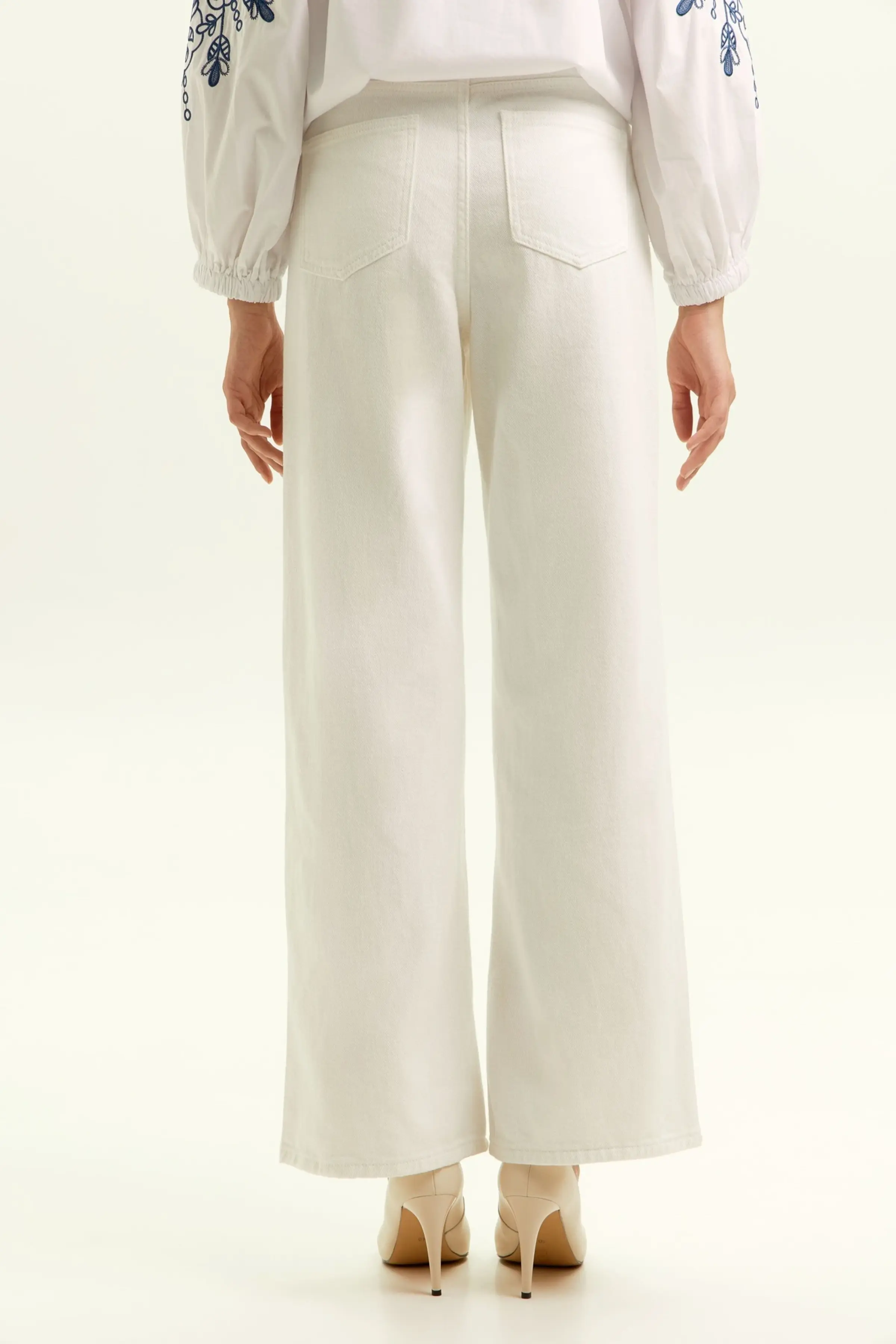 Джинсы белый для женщин 45141-4 74