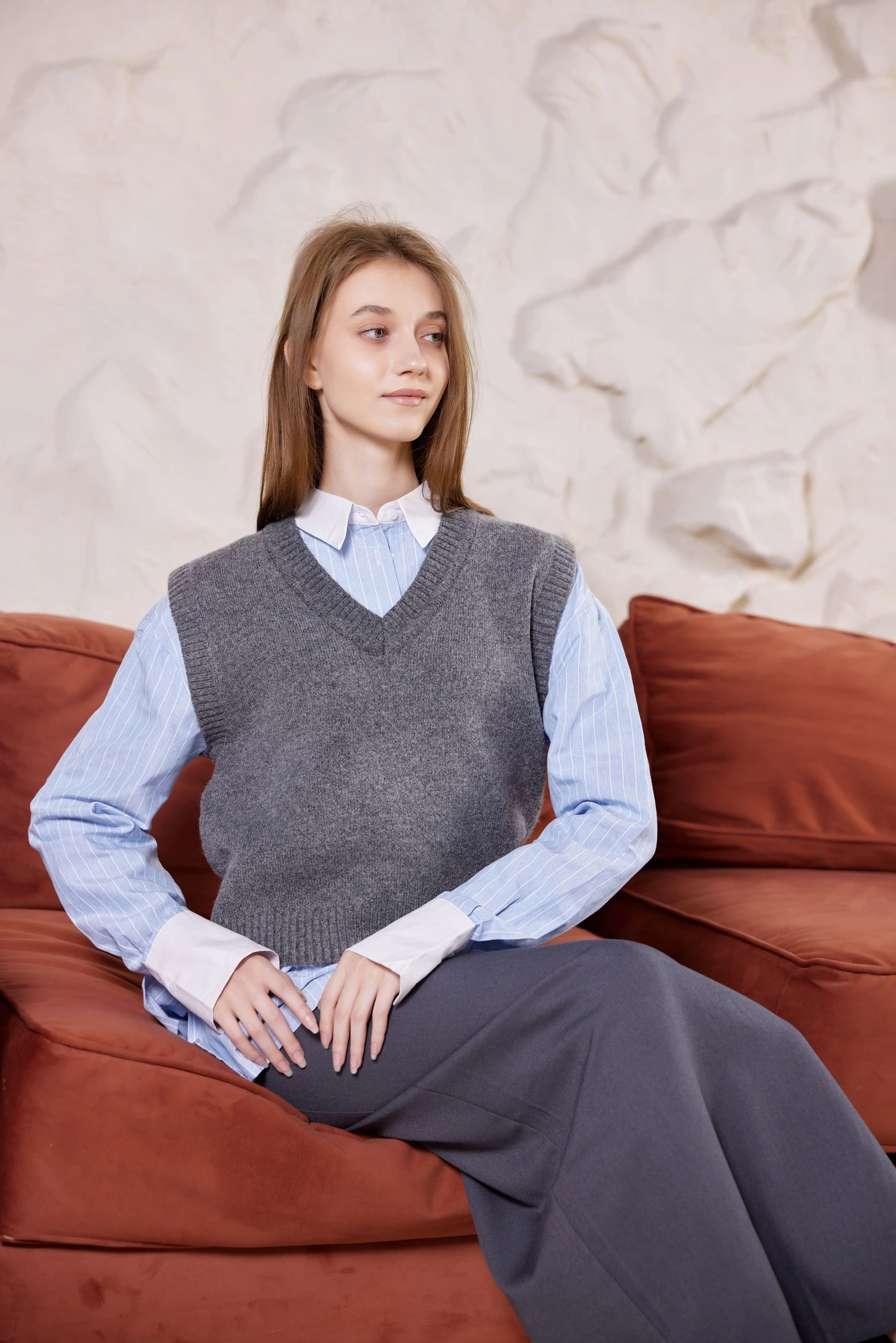 Жилетка серый для женщин 42115-61 68