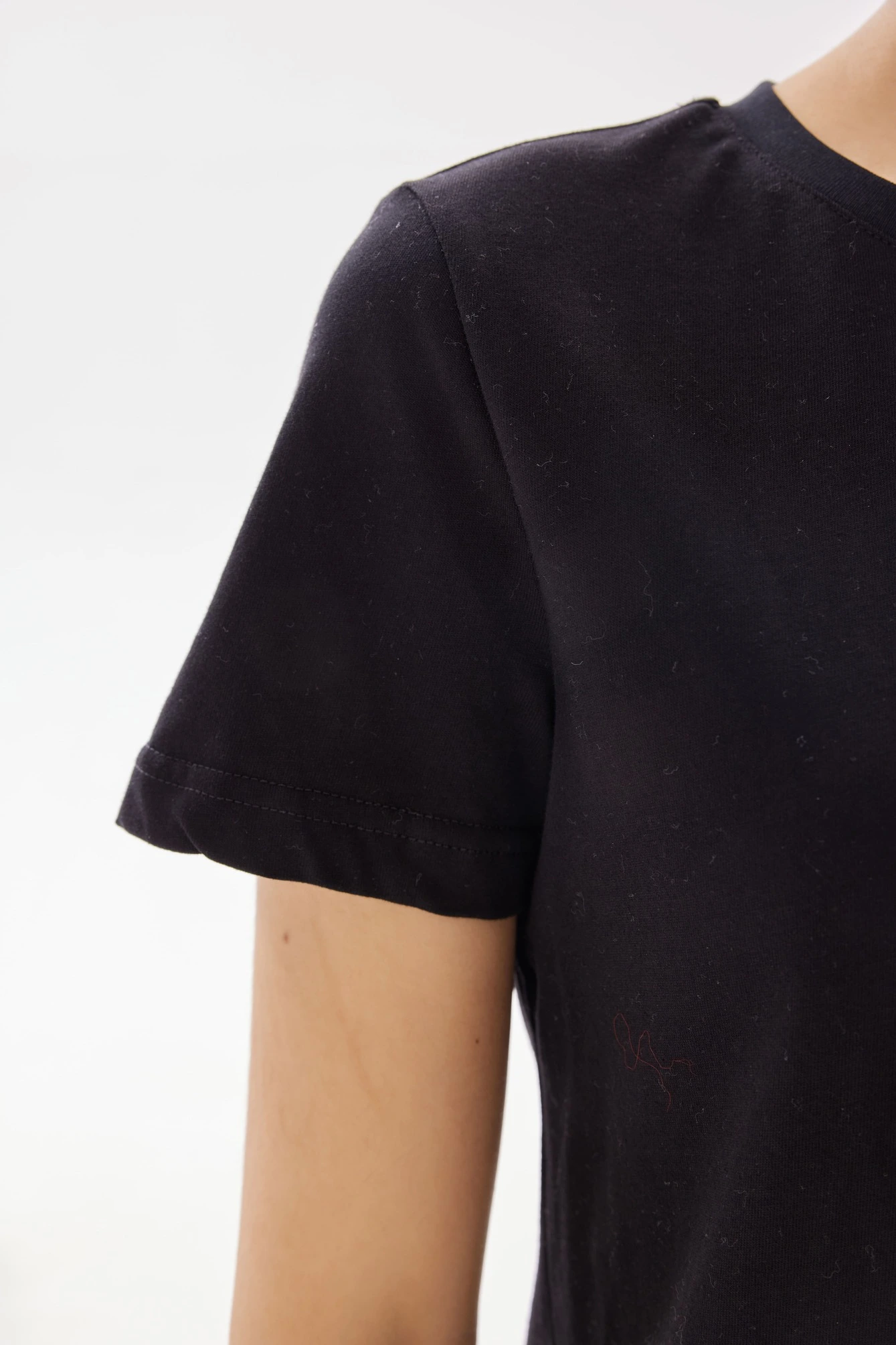 Футболка черный для женщин 40231-1 67