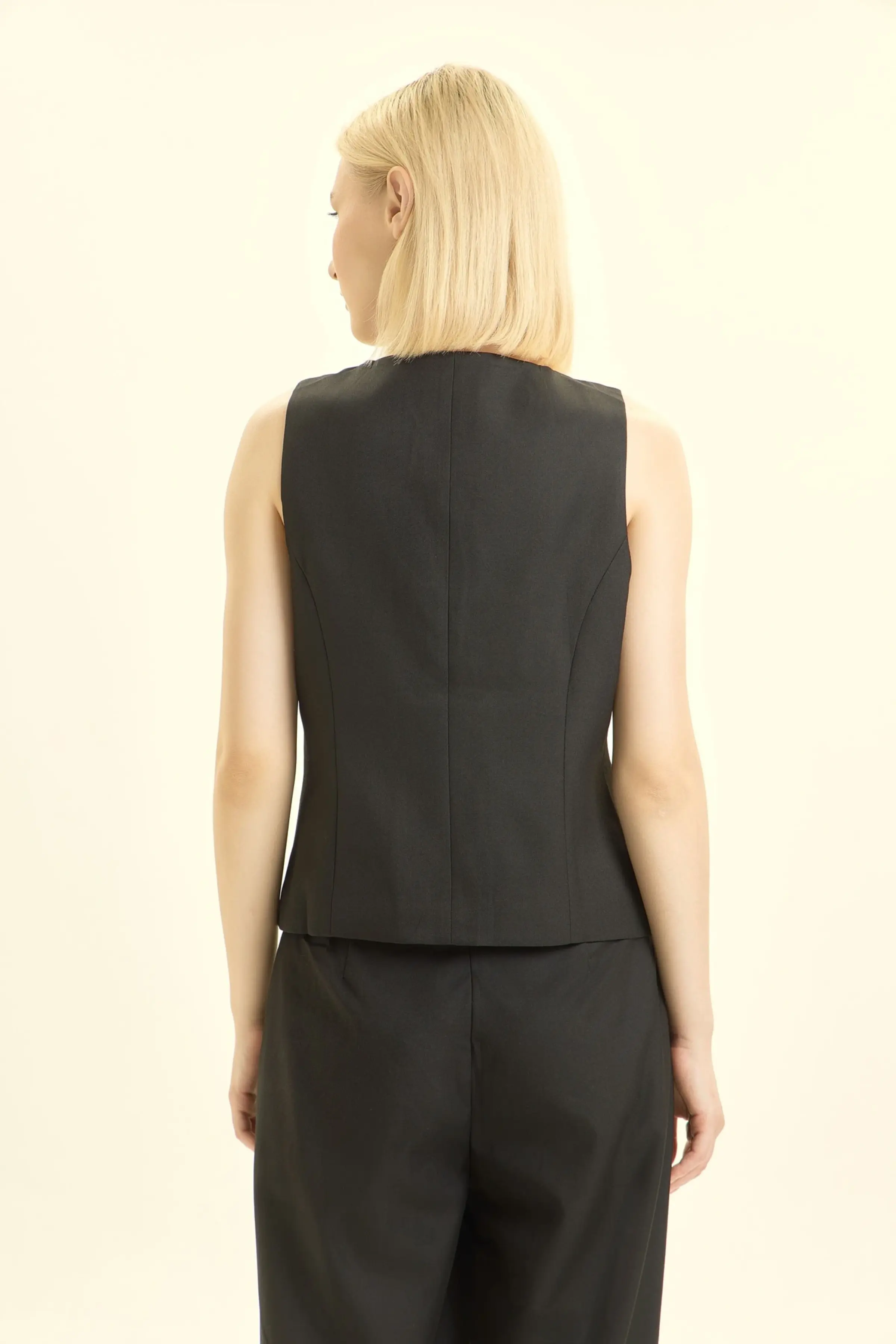 Жилетка черный для женщин 46183-1 58