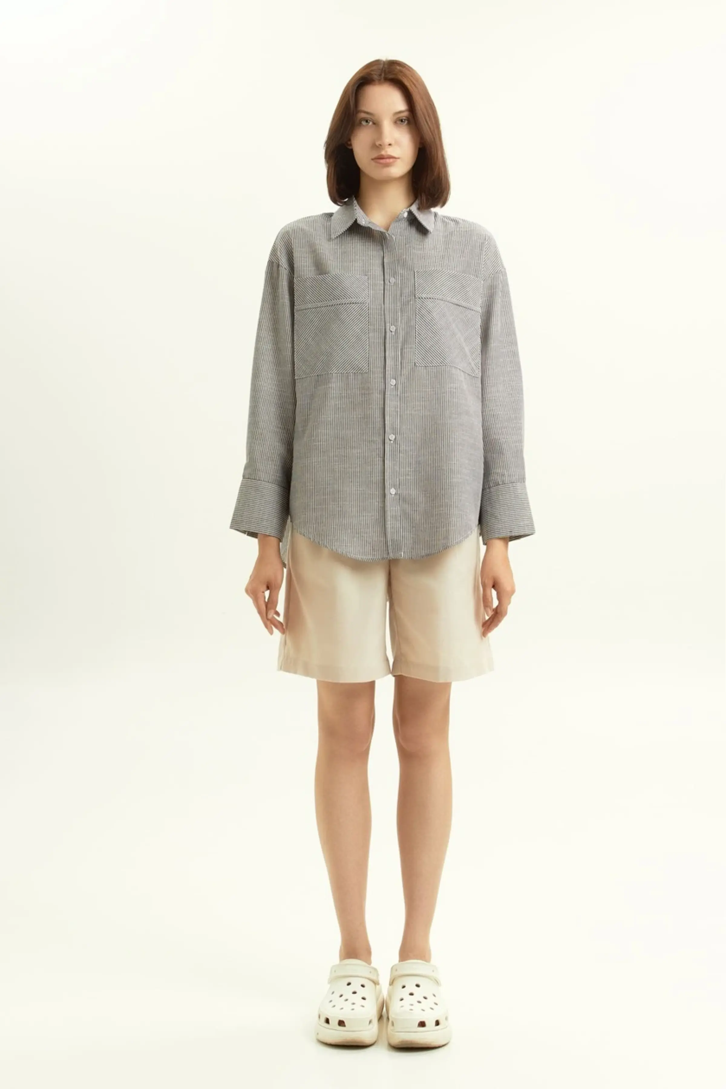 Рубашка бело-черная полоска для женщин 45193-46 66