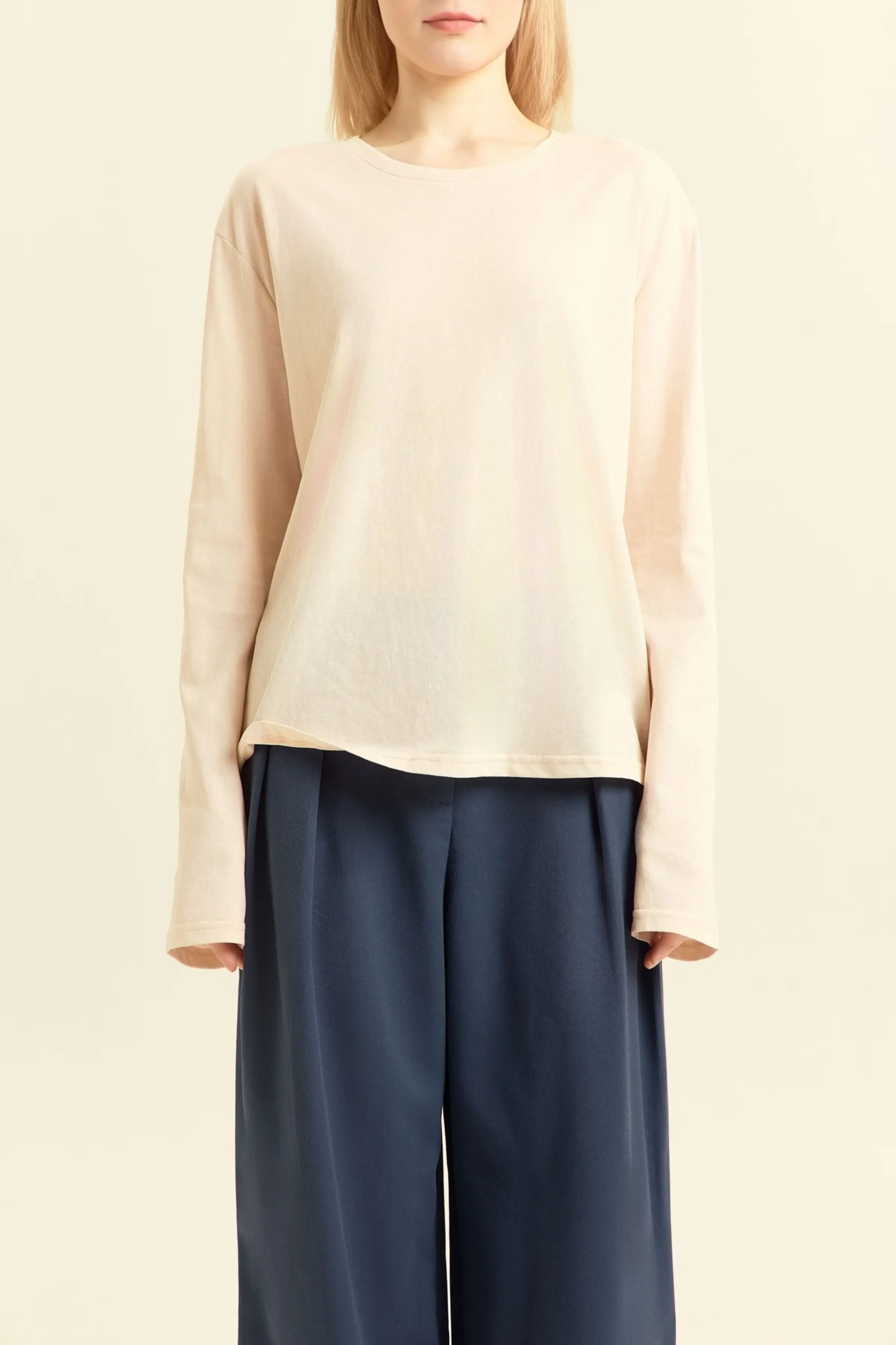 Лонгслив бежевый для женщин 46199-15 59