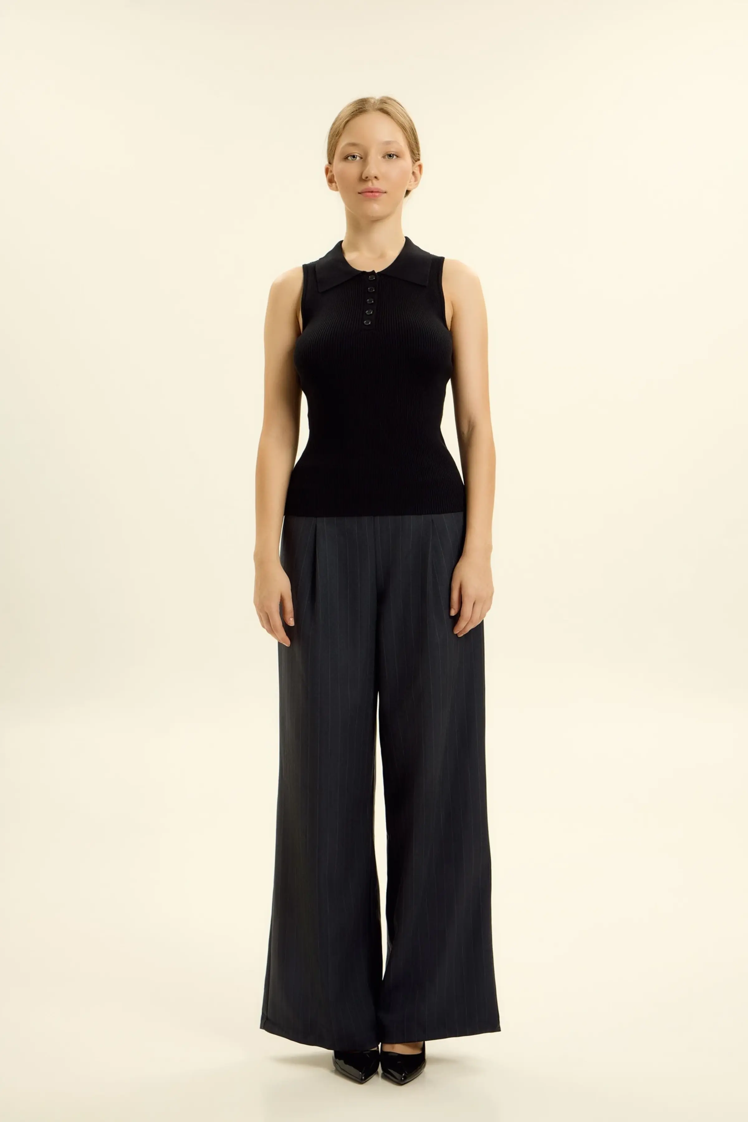 Джемпер черный для женщин 46238-1 60