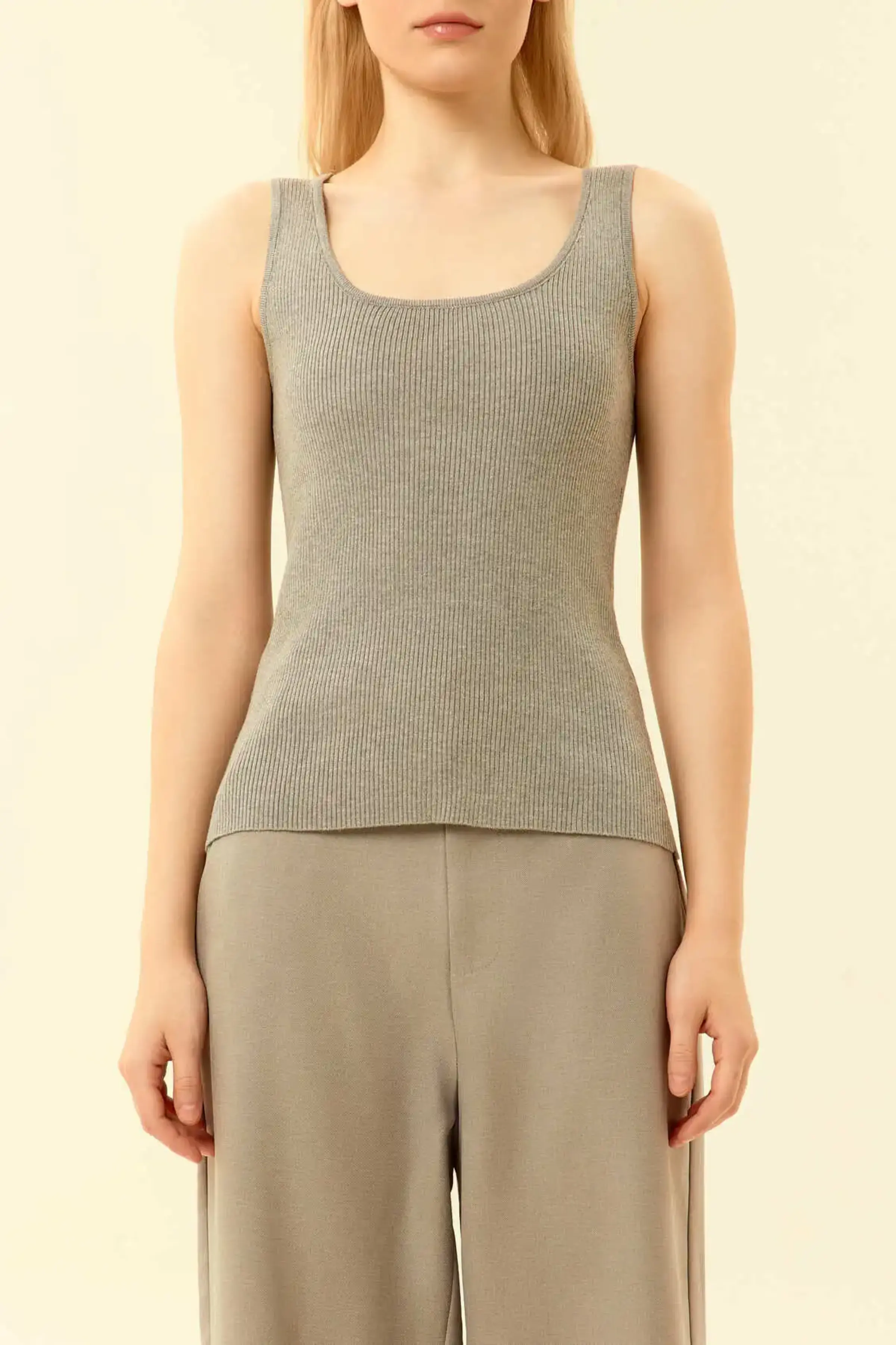 Топ серый для женщин 46115-61 46