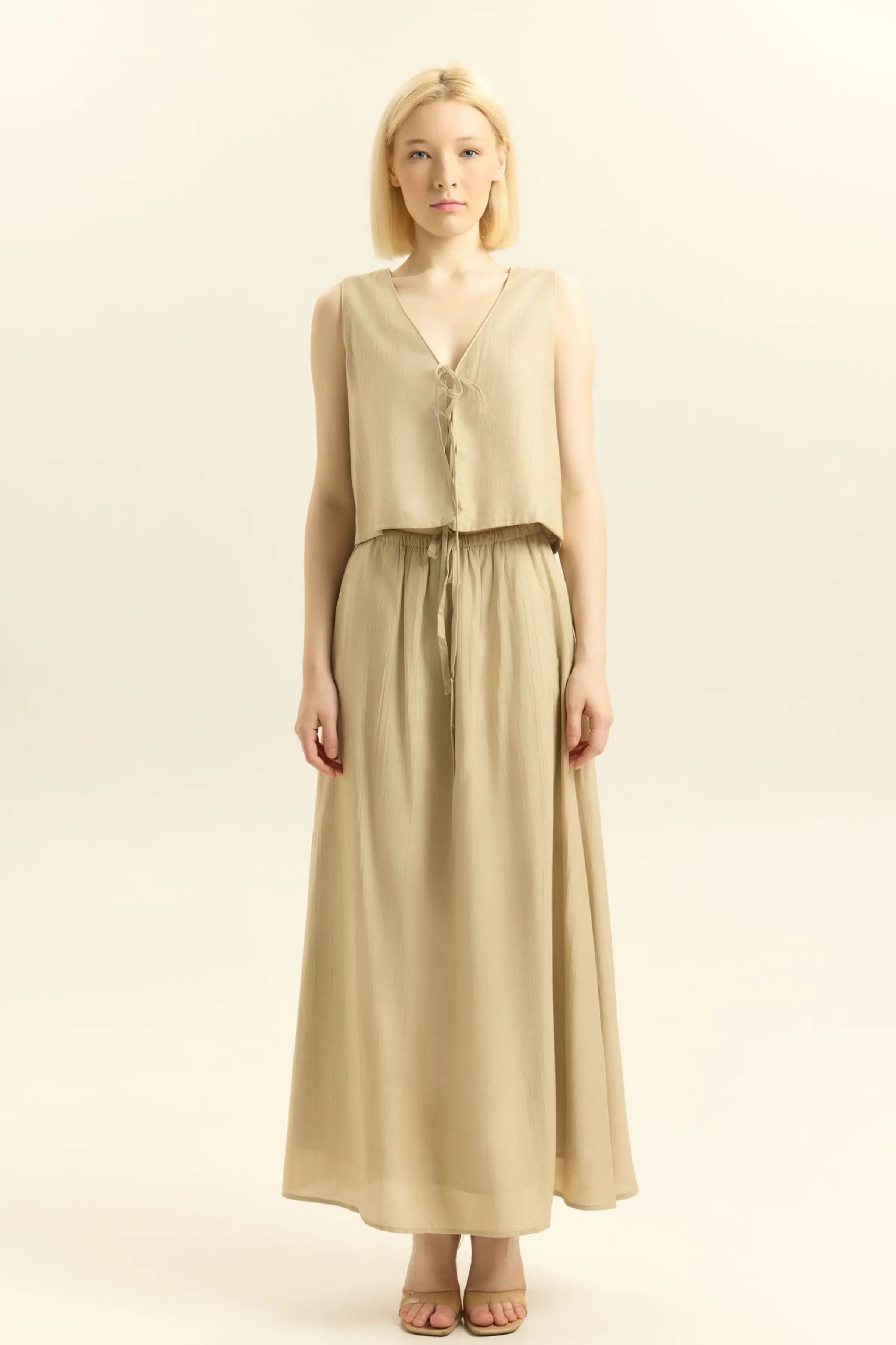 Жилетка бежевый для женщин 45214-15 68