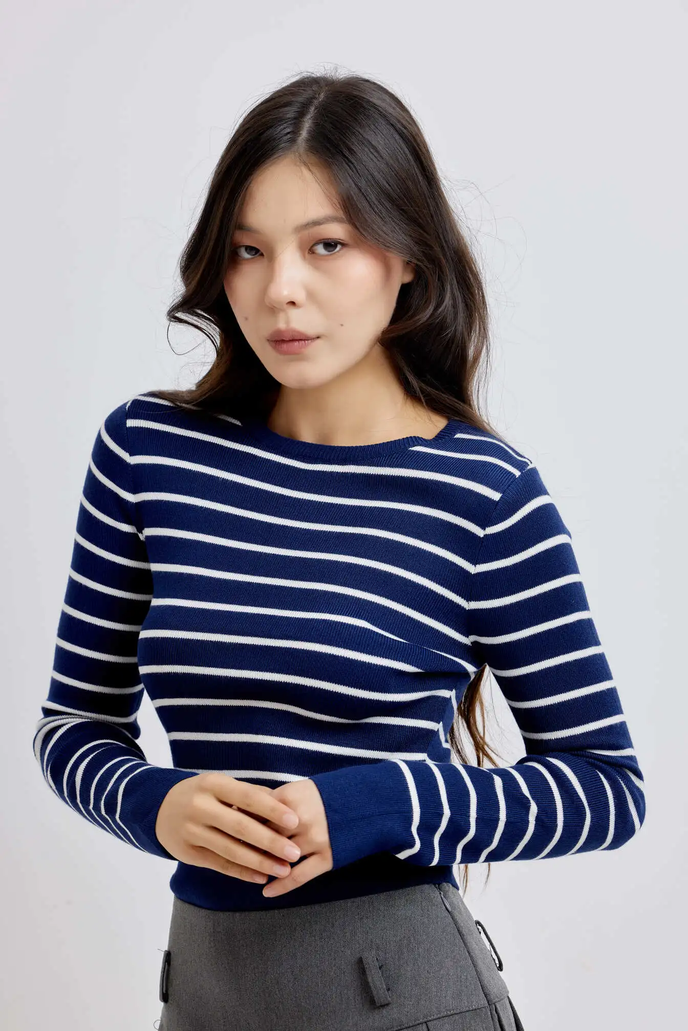 Джемпер бело-синяя полоска для женщин 42167-48 60