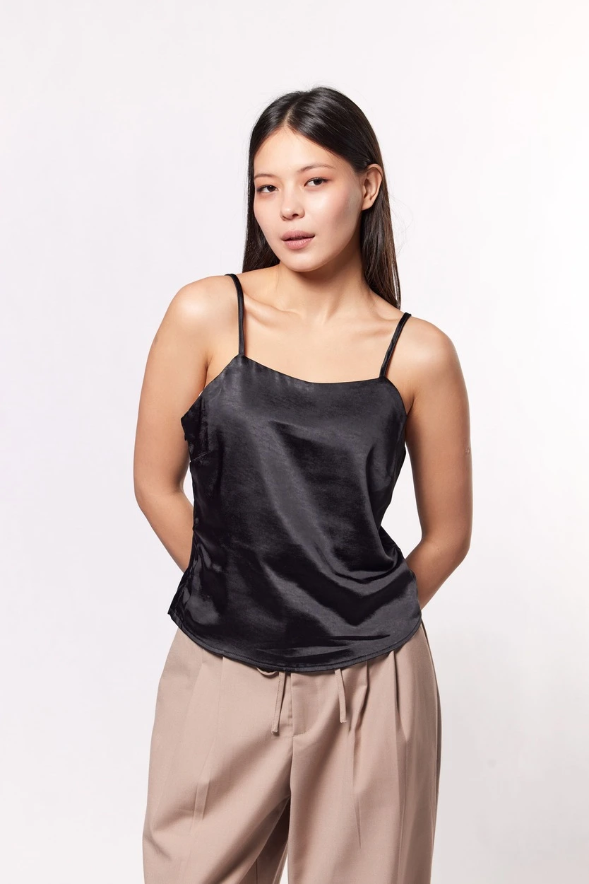 Топ черный для женщин 44265-1 46